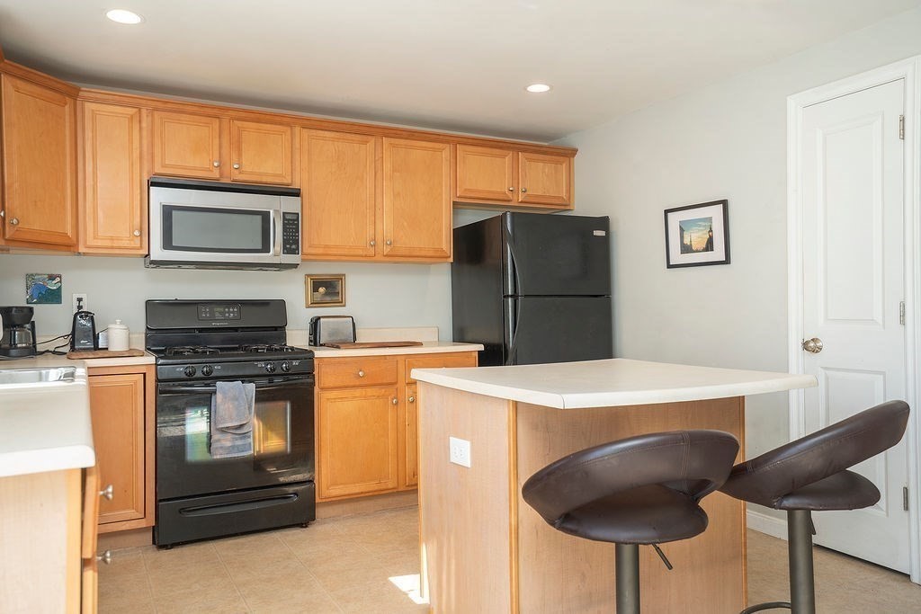 9 Partridge Lane, Unit A Salisbury, MA 01952 - Photo 4 of 28