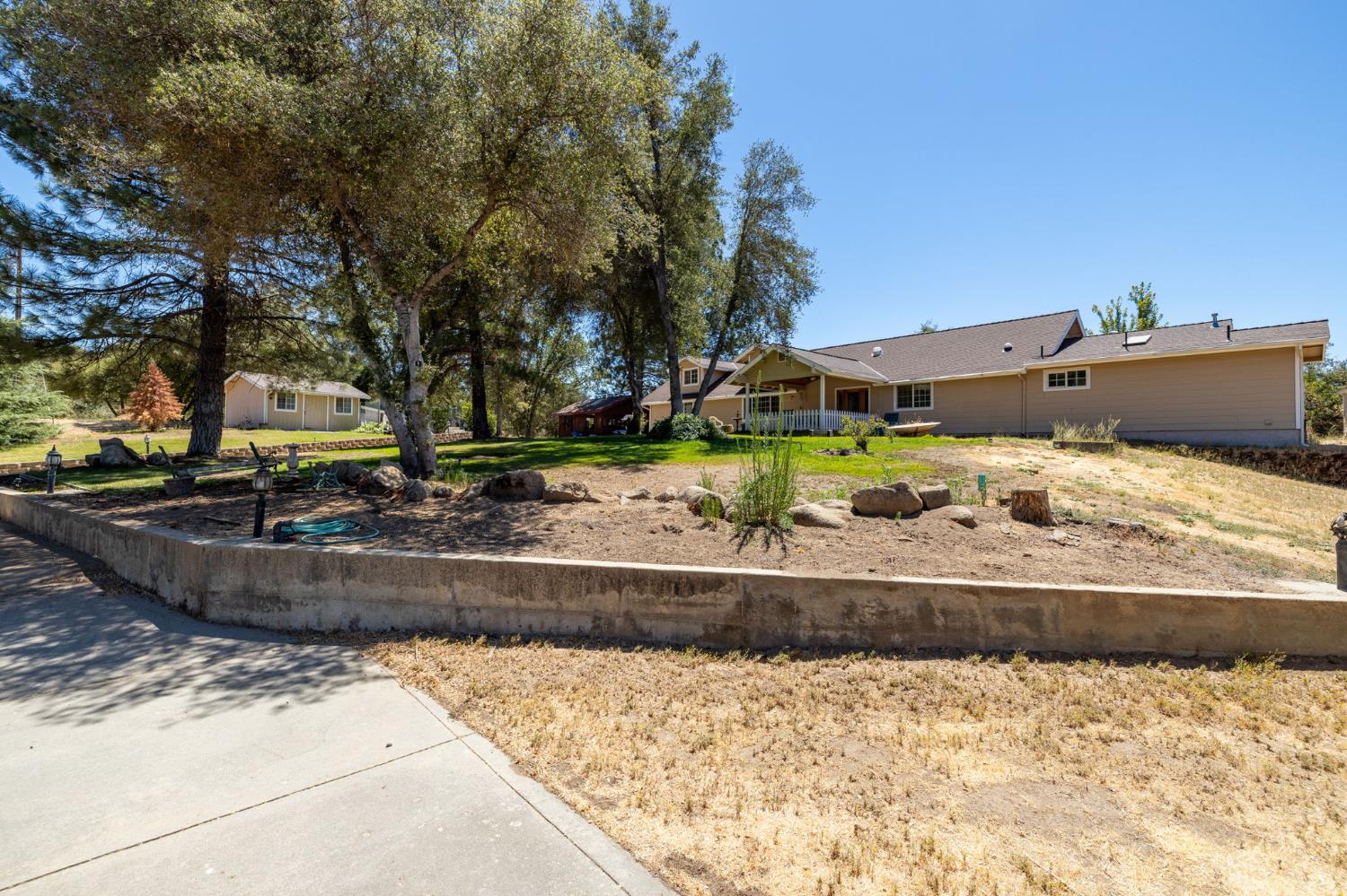 45544 Pine River Road Ahwahnee, CA 93601 - Photo 20 of 75