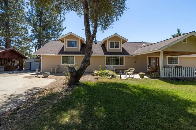 $674,000 | 45544 Pine River Road, Ahwahnee, CA 93601