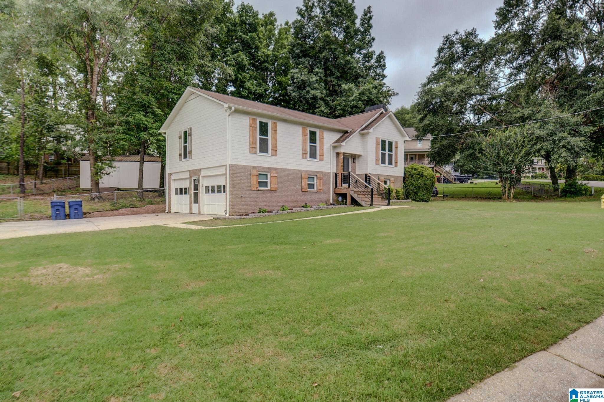 204 Shalimar Circle Alabaster, AL 35007 - Photo 1 of 50