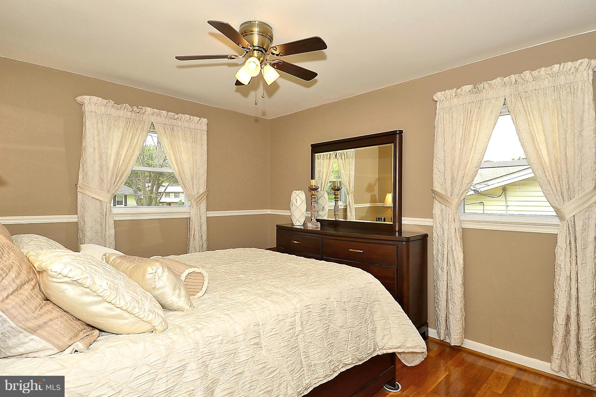 1004 Chiswell Lane Silver Spring, MD 20901 - Photo 17 of 29 Bedroom