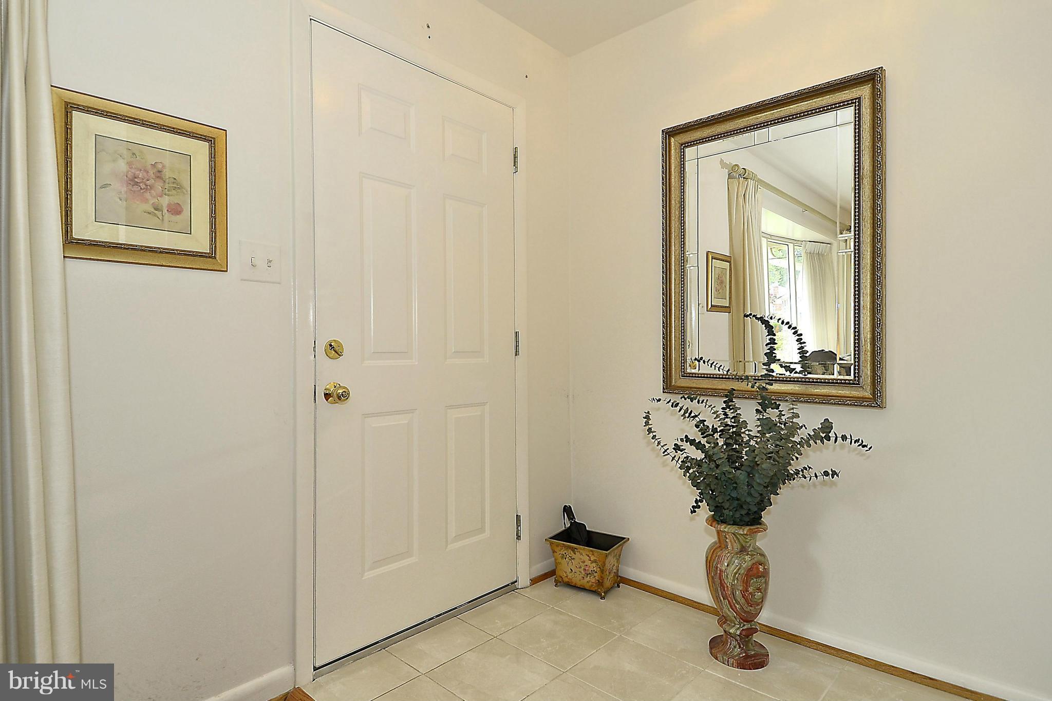 1004 Chiswell Lane Silver Spring, MD 20901 - Photo 3 of 29 Foyer Entrance