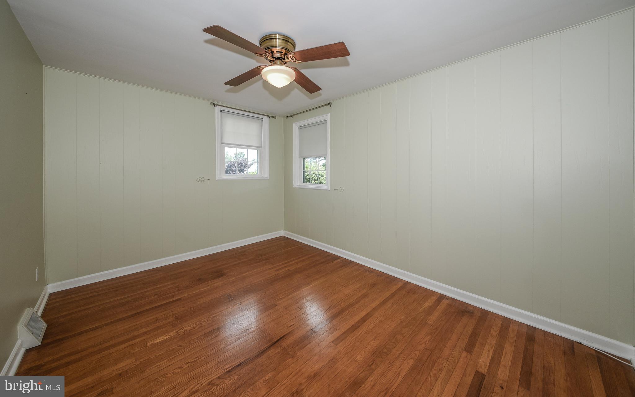 404 Pinecrest Road Norristown, PA 19403 - Photo 17 of 35 Gallery Image 17