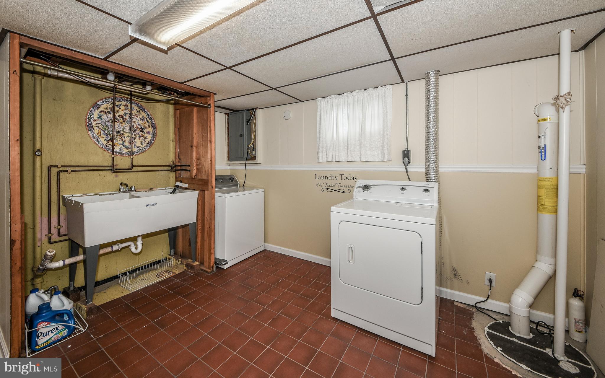 404 Pinecrest Road Norristown, PA 19403 - Photo 28 of 35 Gallery Image 28
