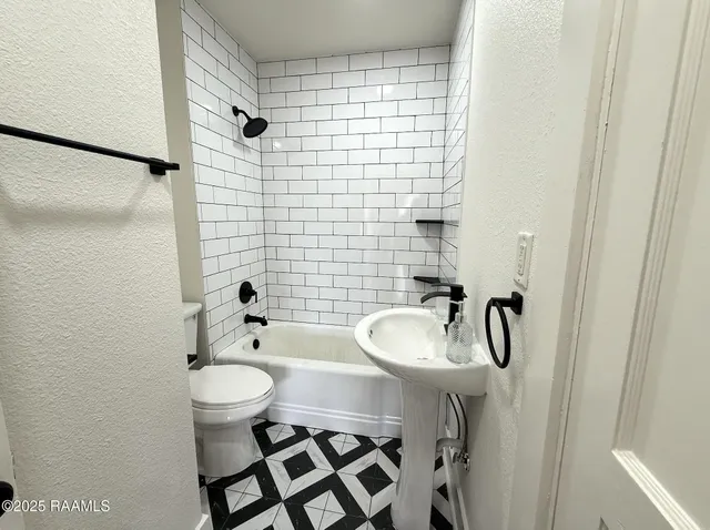 $1,500 | 1014 Napoleon Avenue, Sunset, LA 70584