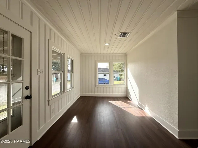 $1,500 | 1014 Napoleon Avenue, Sunset, LA 70584