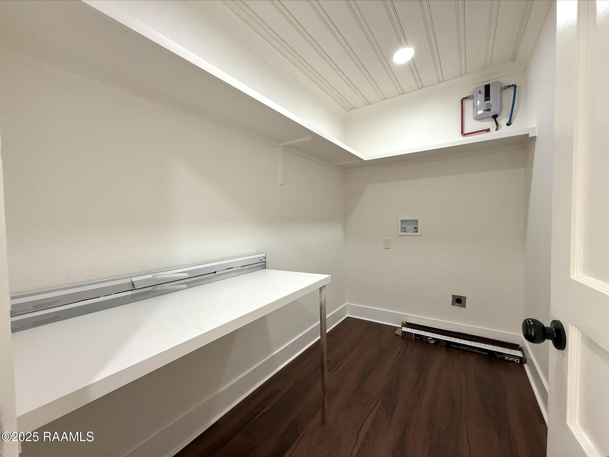 1014 Napoleon Avenue Sunset, LA 70584 - Photo 9 of 14 Laundry Room