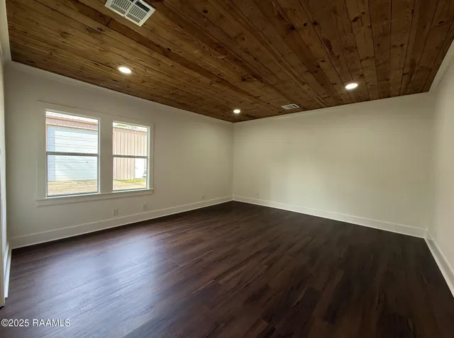 $1,500 | 1014 Napoleon Avenue, Sunset, LA 70584