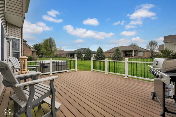 $545,000 | 3806 Sycamore Bend Way South, Columbus, IN 47203