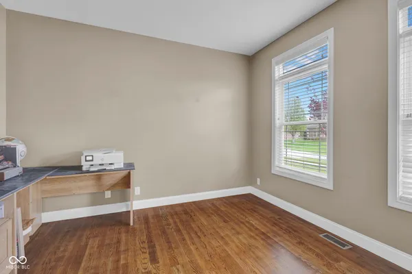 $545,000 | 3806 Sycamore Bend Way South, Columbus, IN 47203