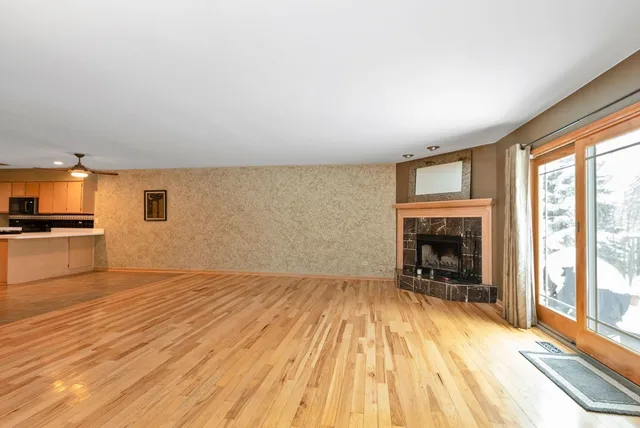 $335,000 | 7642 West 158th Court, Orland Park, IL 60462