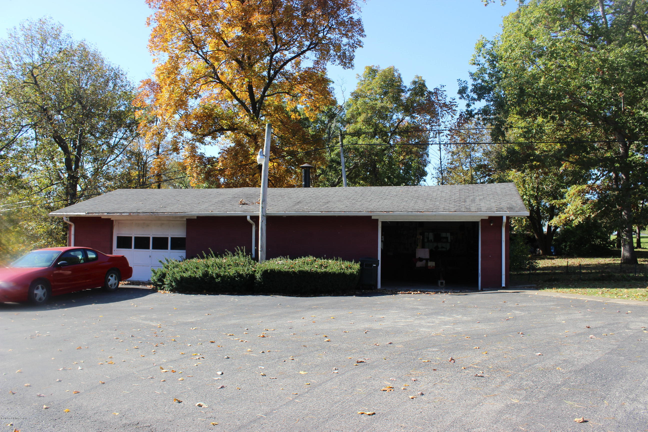 4121 Zoneton Road Shepherdsville, KY 40165 - Photo 2 of 20 IMG_0902
