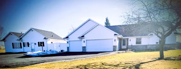 $623,900 | N3151 Highway 76, Ellington, WI 54944