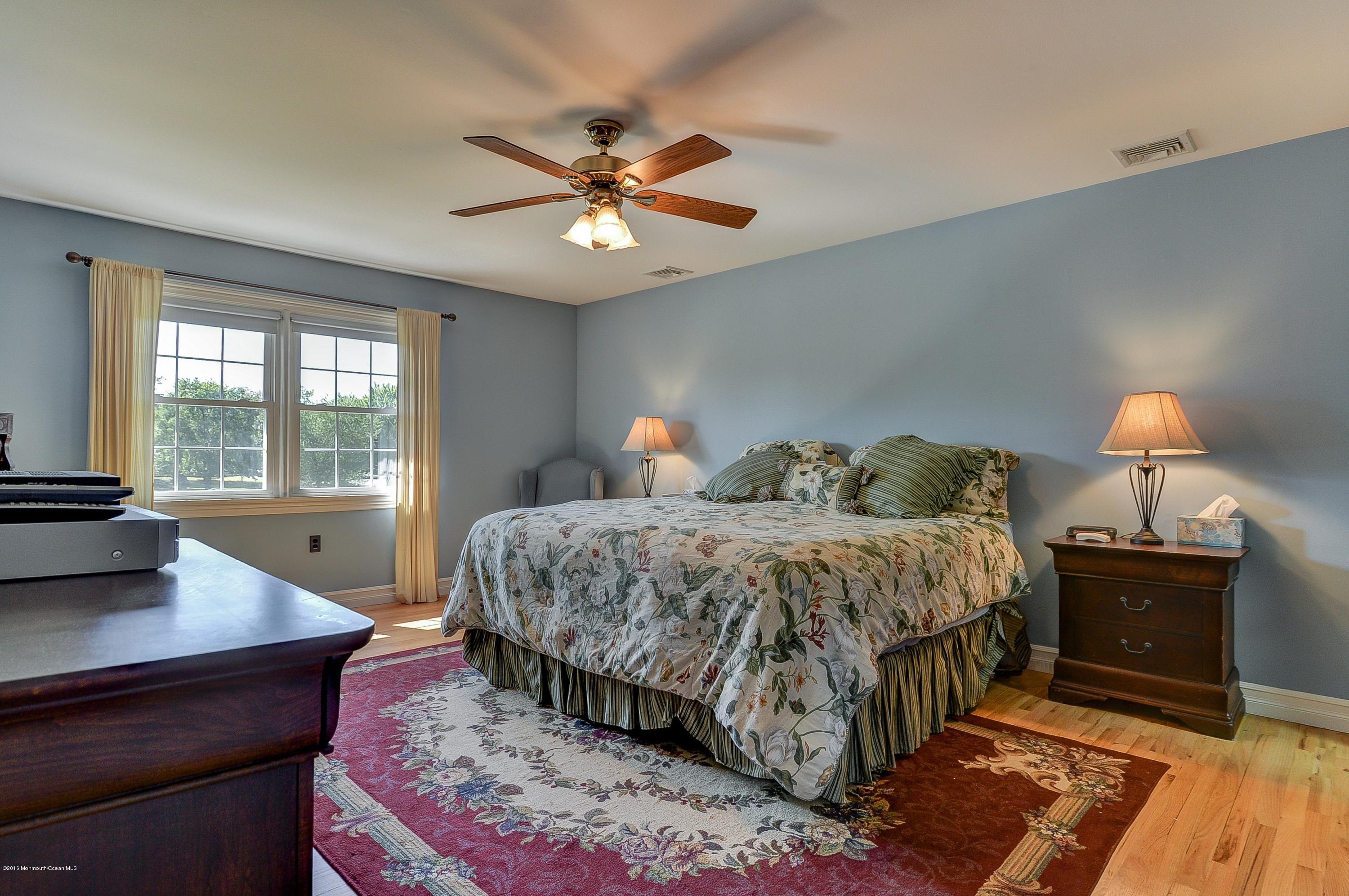13 Liberty Road Marlboro, NJ 07746 - Photo 13 of 29 014_Master