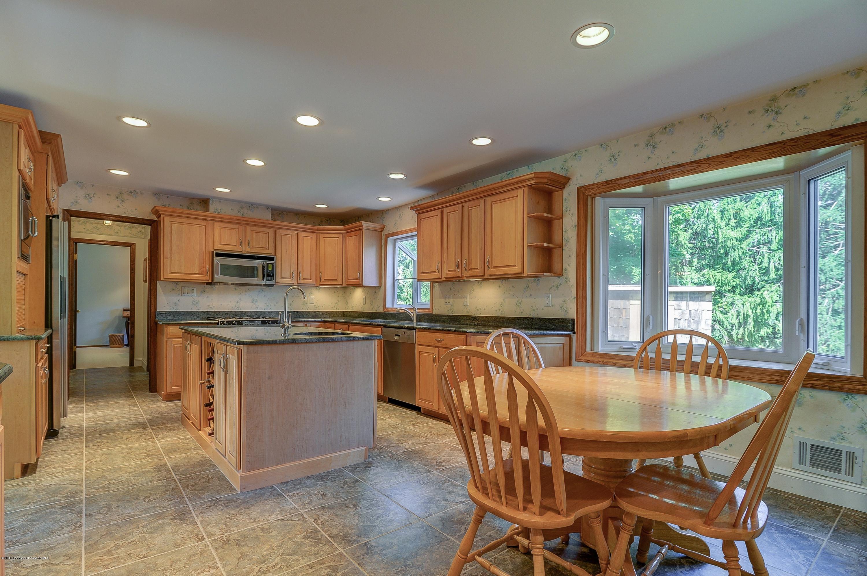 13 Liberty Road Marlboro, NJ 07746 - Photo 6 of 29 007_Kitchen