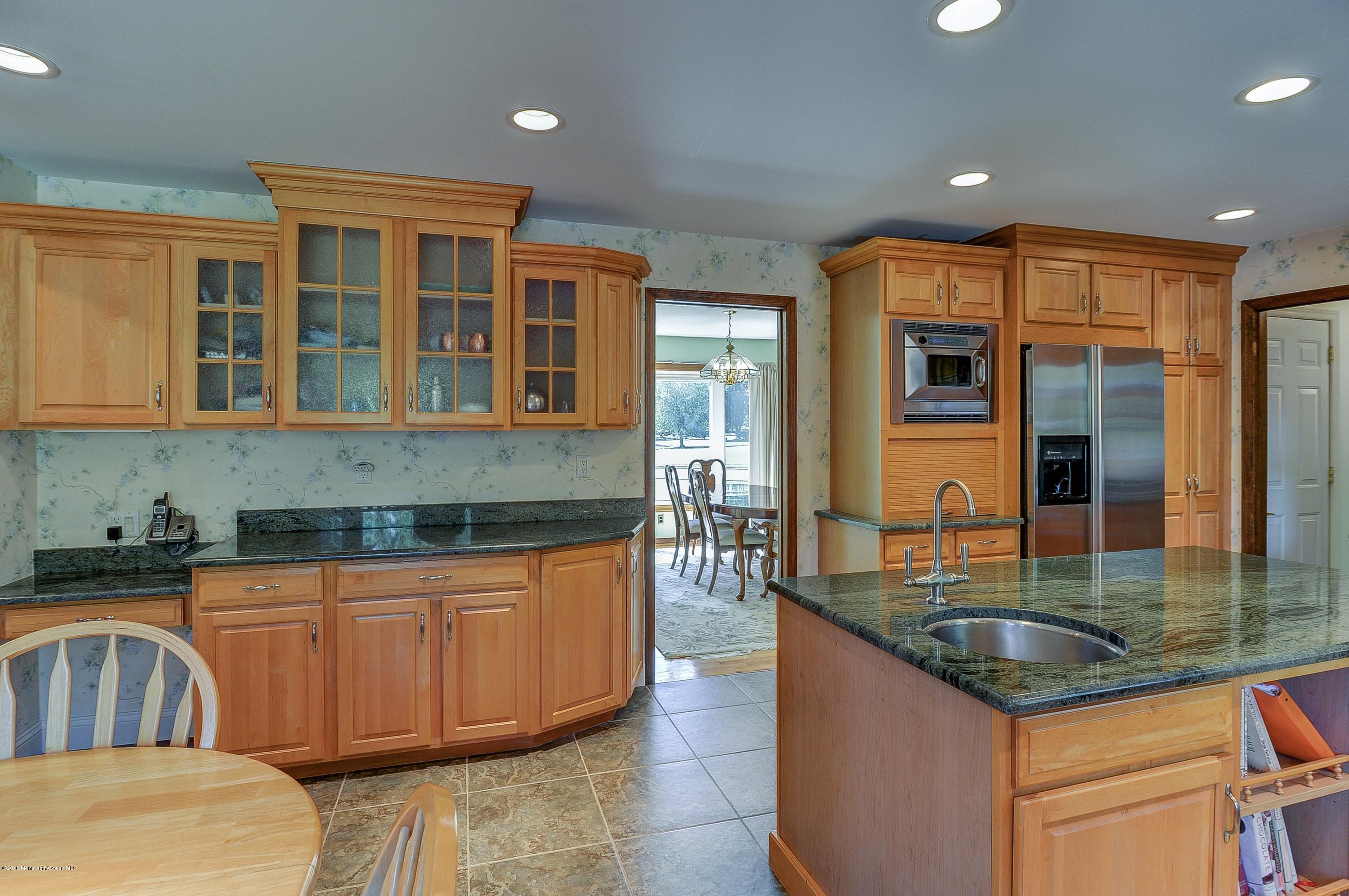 13 Liberty Road Marlboro, NJ 07746 - Photo 8 of 29 009_Kitchen