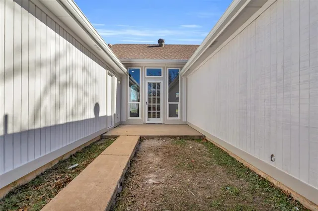 $2,600 | 8691 Pebblebrook Drive, Frisco, TX 75034