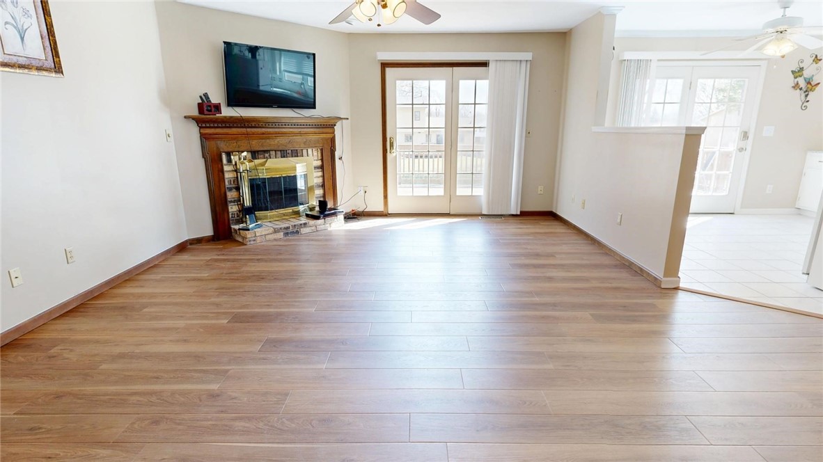 4634 Redbud Court Decatur, IL 62526 - Photo 3 of 29 Gallery Image 3