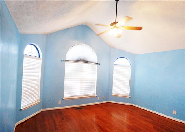 3264 Clapham Road Antioch, TN 37013 - Photo 14 of 19 LARGE MASTER!