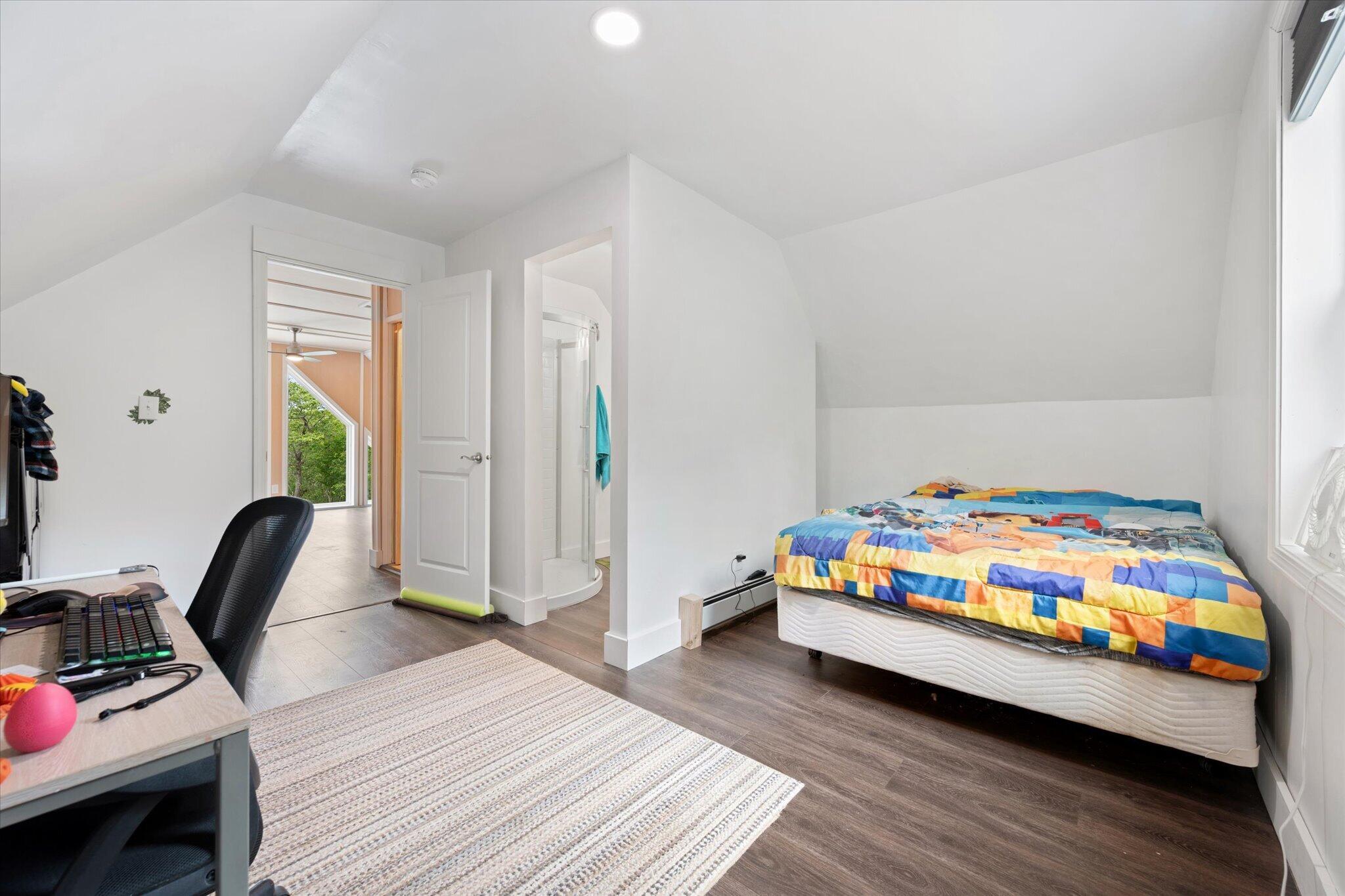 89 Wickett Farm Road Bucksport, ME 04416 - Photo 20 of 44 20-2nd Floor En Suite