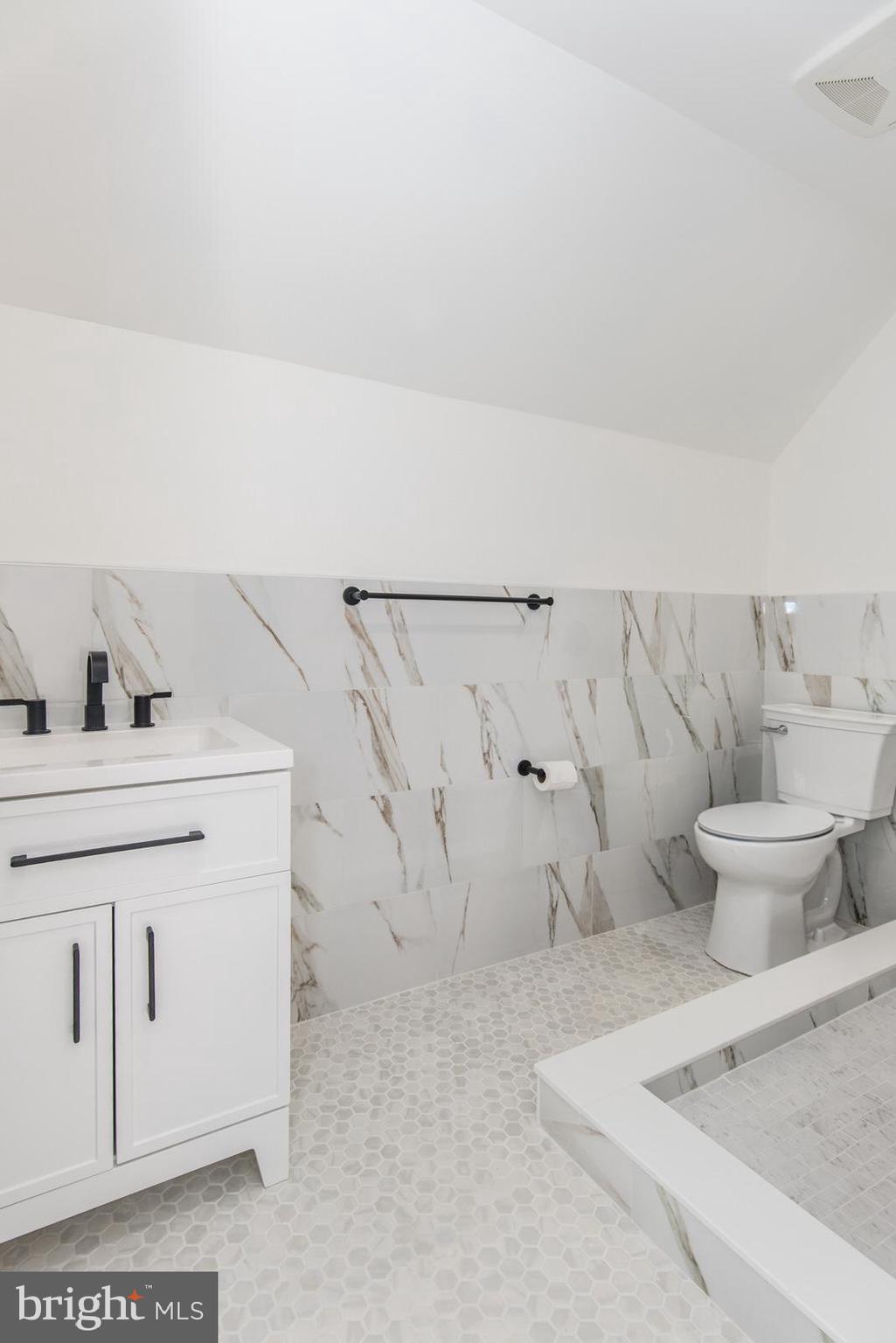 17 Rhode Island Avenue Cherry Hill, NJ 08002 - Photo 50 of 86