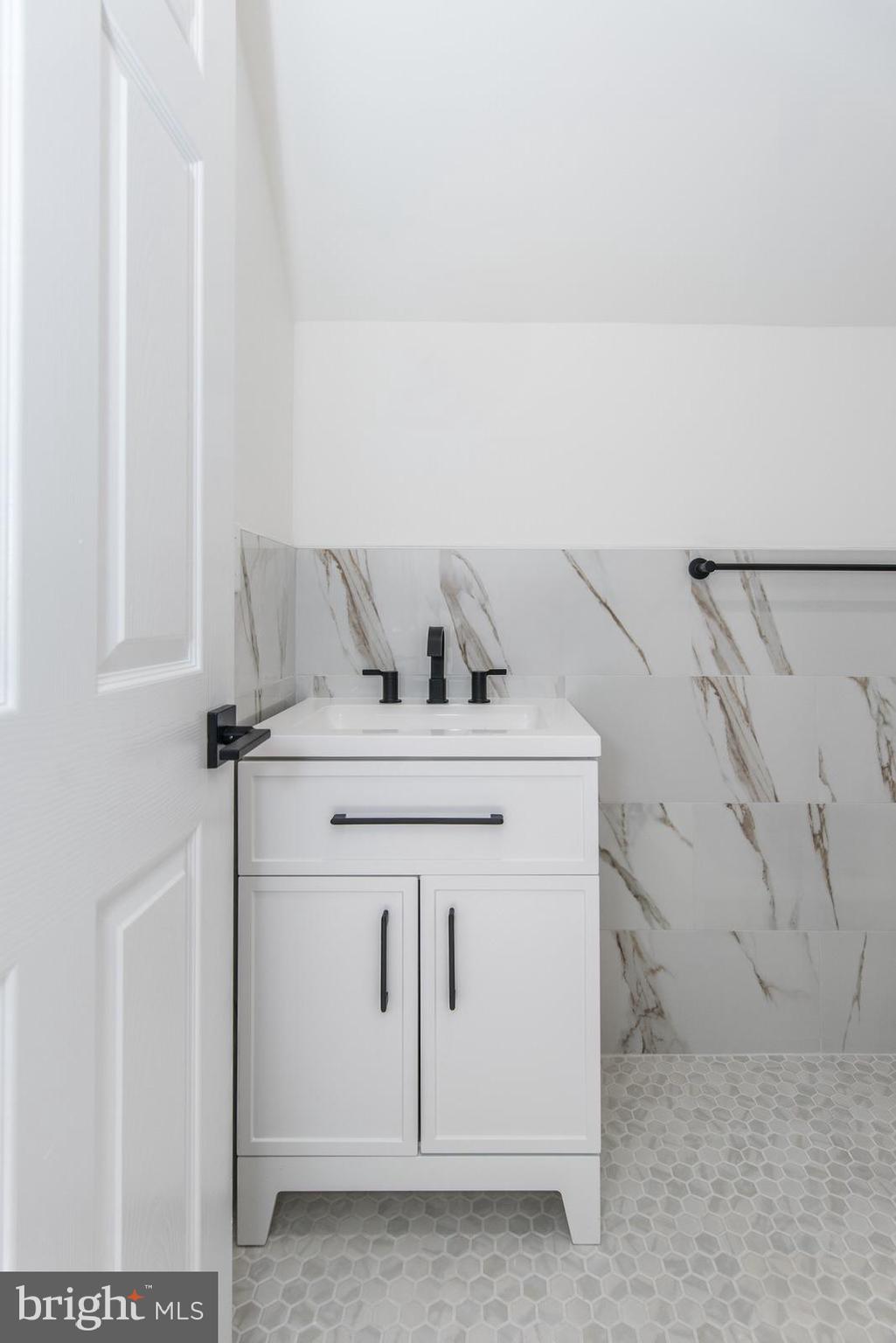 17 Rhode Island Avenue Cherry Hill, NJ 08002 - Photo 51 of 86