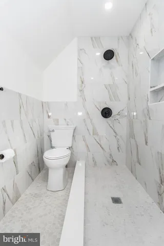 $2,950 | 17 Rhode Island Avenue, Cherry Hill, NJ 08002