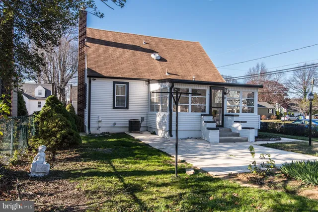 $2,950 | 17 Rhode Island Avenue, Cherry Hill, NJ 08002