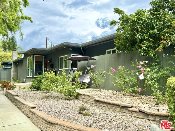 $1,450,000 | 10683 Valleyheart Drive, Studio City, CA 91604