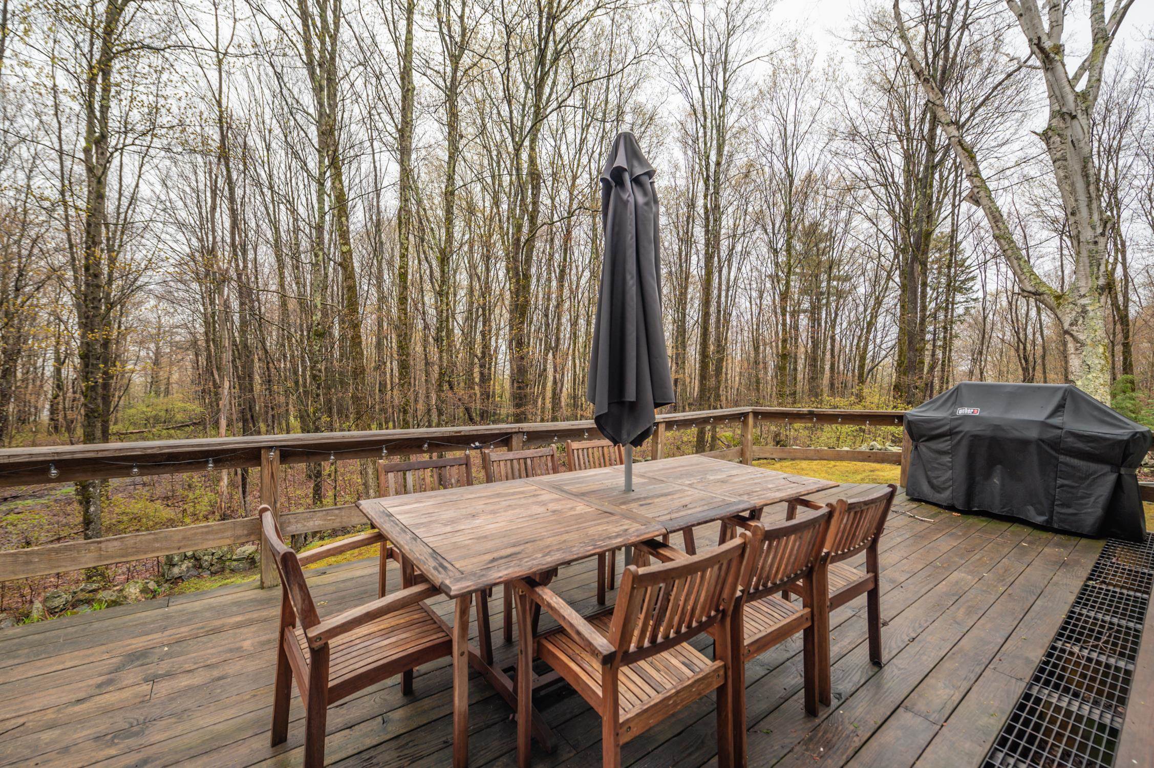 27 Meadow View Road Wilmington, VT 05363 - Photo 15 of 25