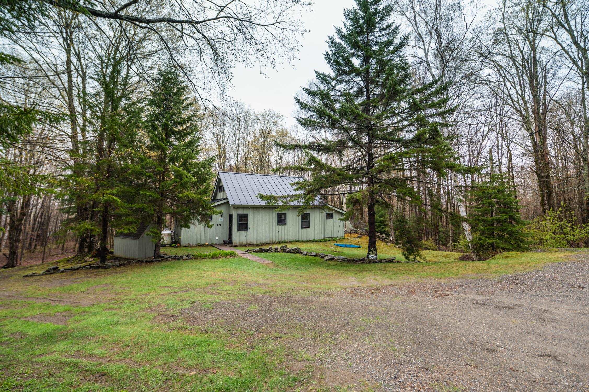 27 Meadow View Road Wilmington, VT 05363 - Photo 16 of 25