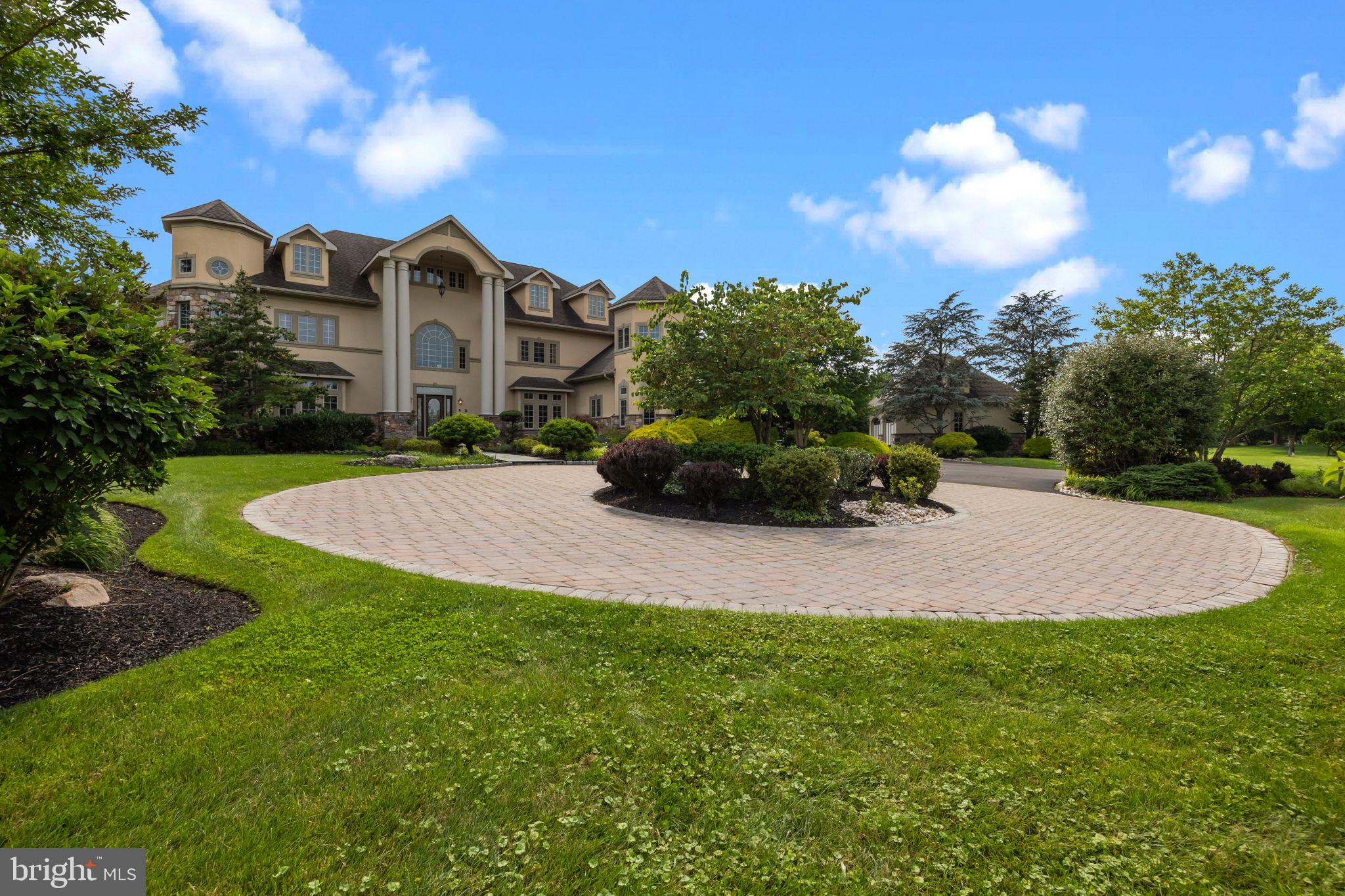 2 Aldans Way Newtown, PA 18940 - Photo 4 of 100