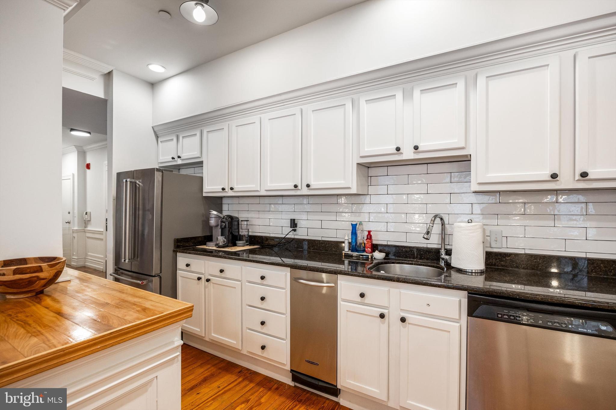 237 North Bread Street, Unit 2 Philadelphia, PA 19106 - Photo 16 of 32