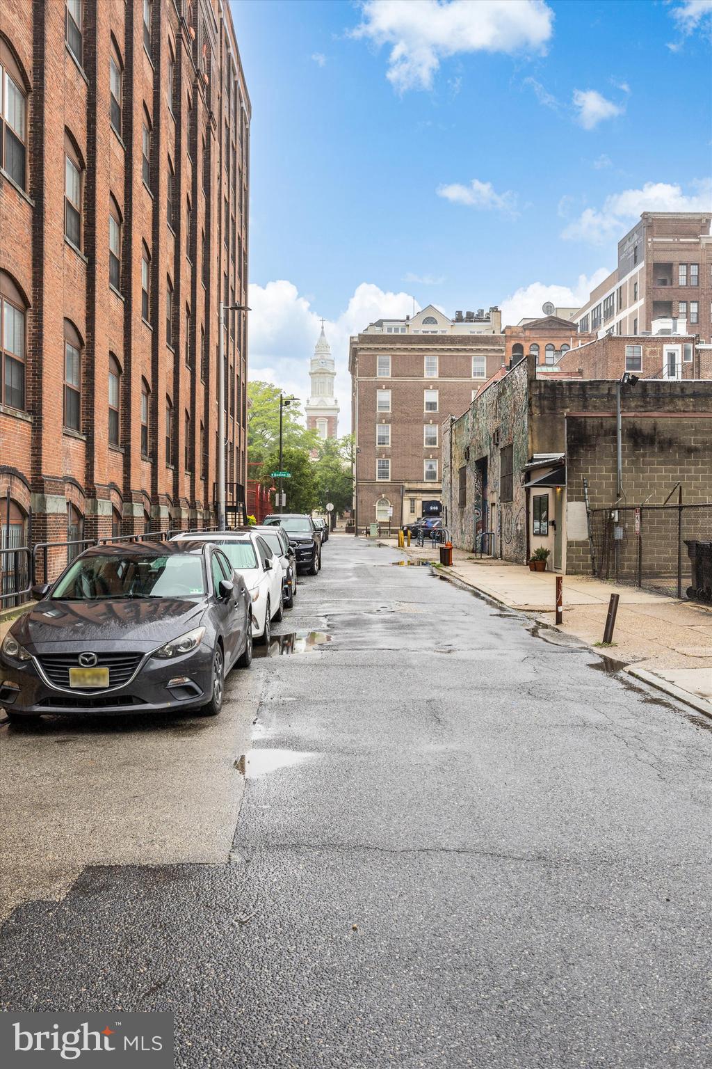 237 North Bread Street, Unit 2 Philadelphia, PA 19106 - Photo 29 of 32