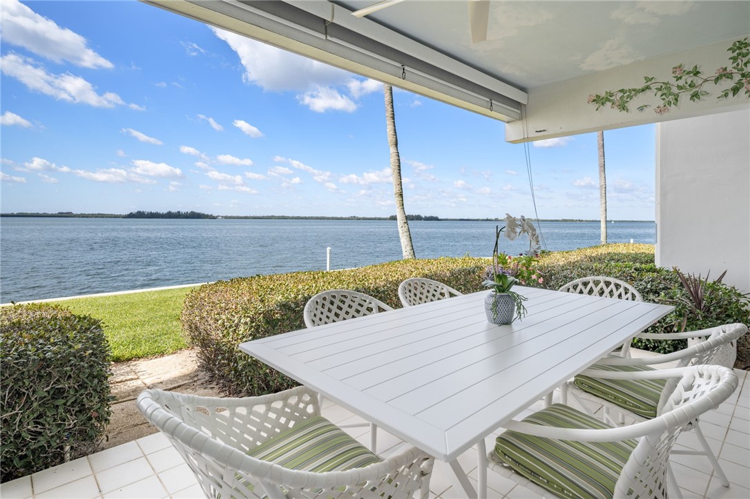 901 Bay Road, Unit 103 Vero Beach, FL 32963 - Photo 6 of 36