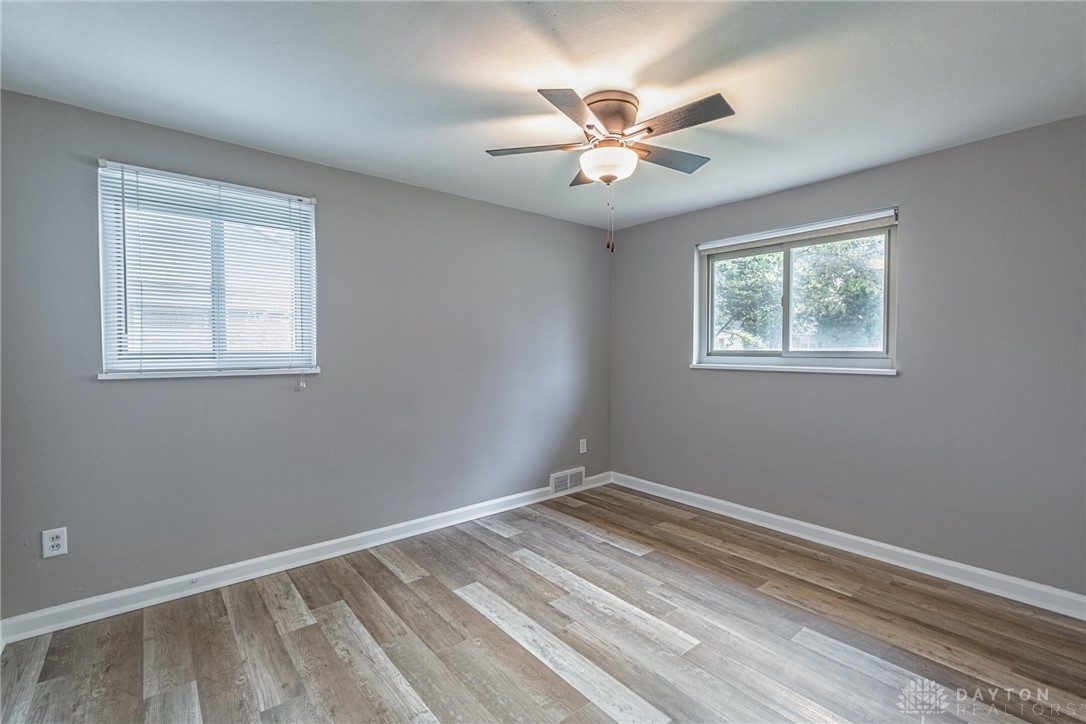 937 East Stroop Road Dayton, OH 45429 - Photo 13 of 20