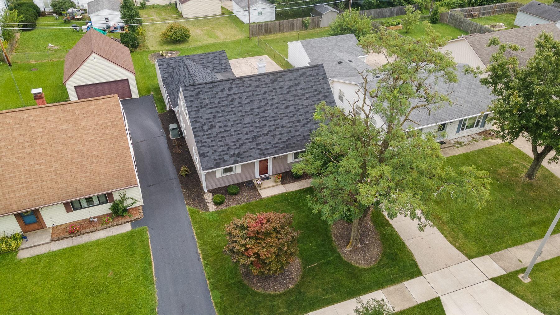 2728 Hobson Road Fort Wayne, IN 46805 - Photo 3 of 36