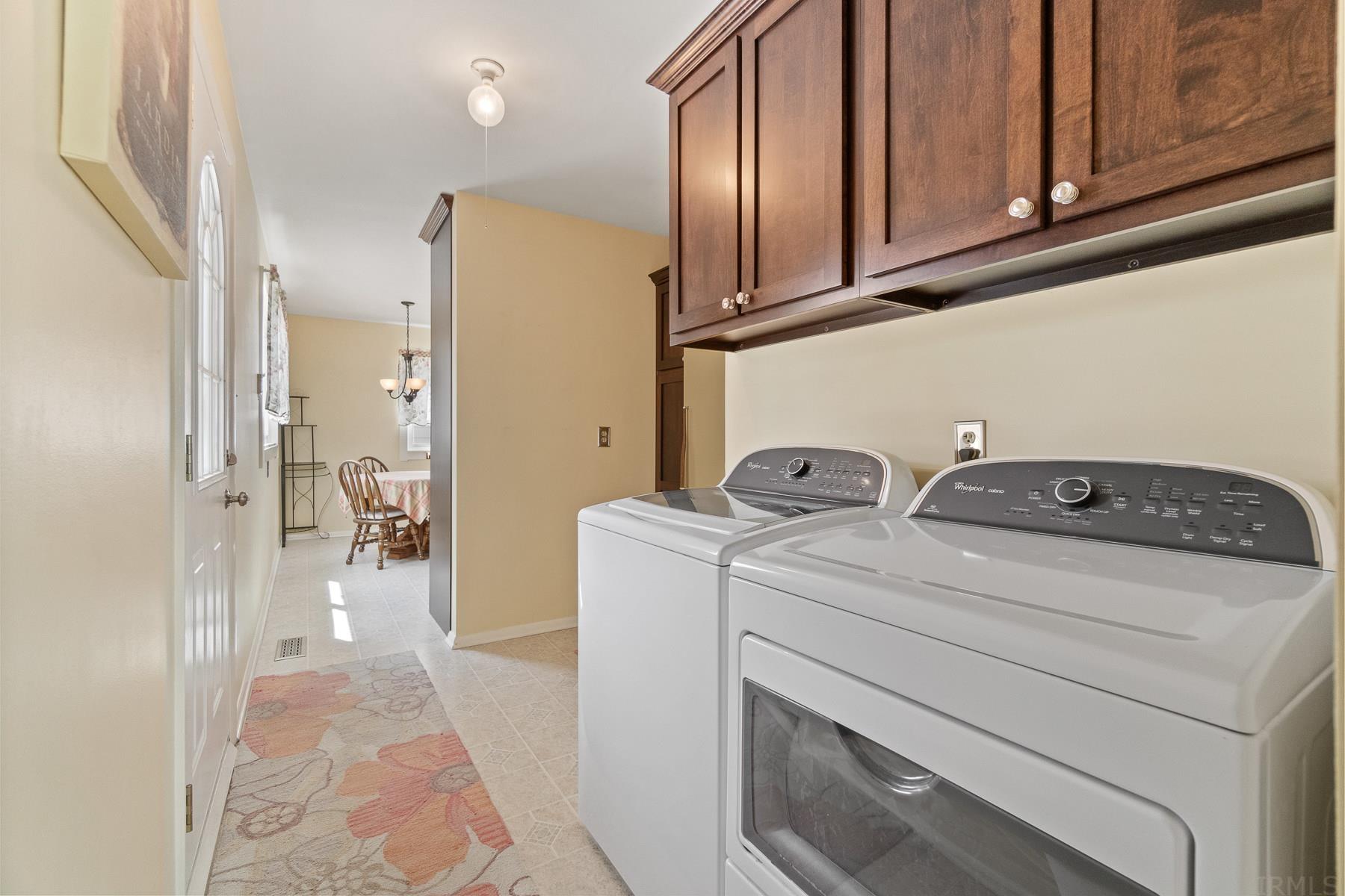 2728 Hobson Road Fort Wayne, IN 46805 - Photo 7 of 36