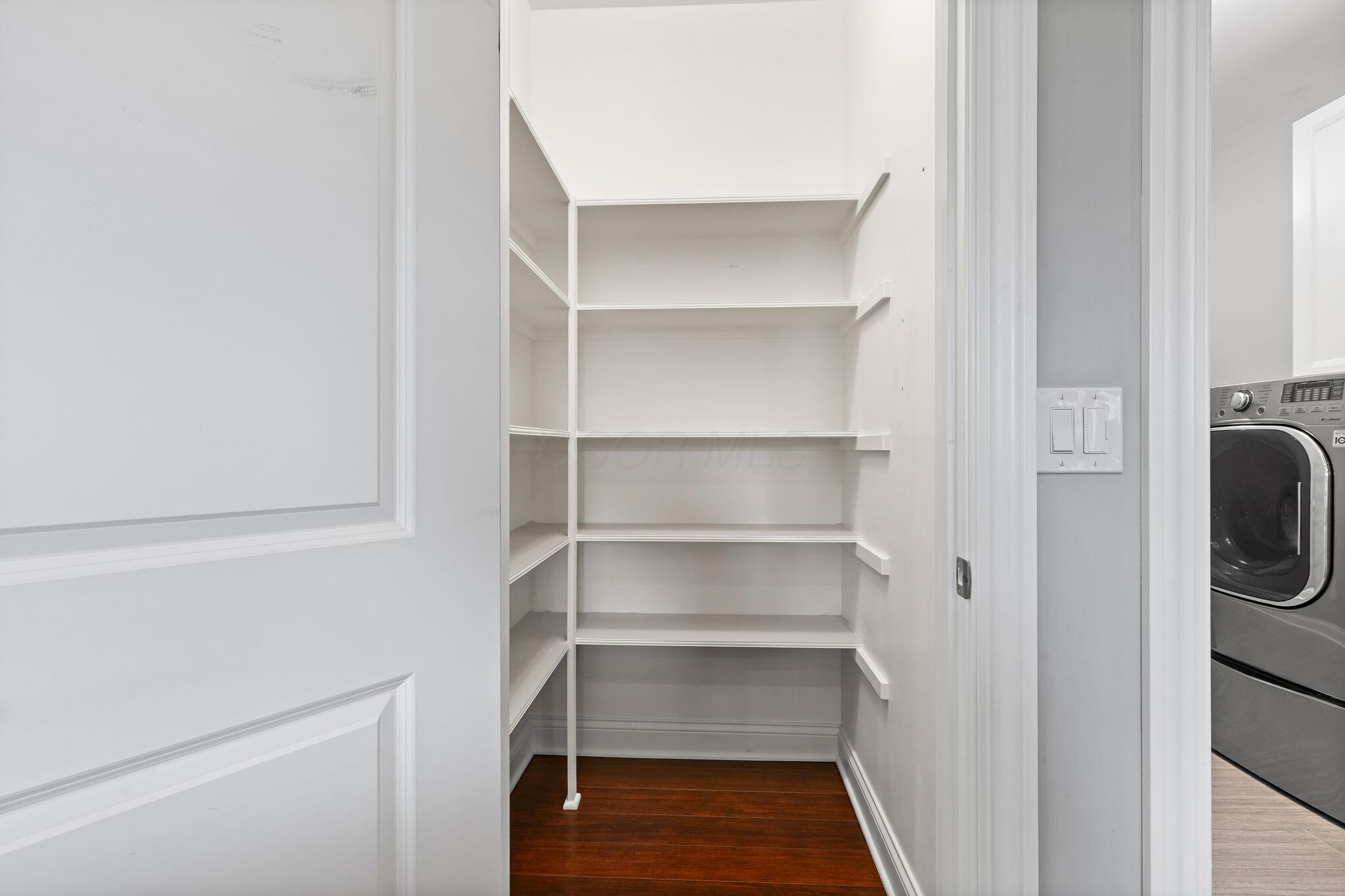 100 Fitzwilliam Road Johnstown, OH 43031 - Photo 18 of 53 Pantry