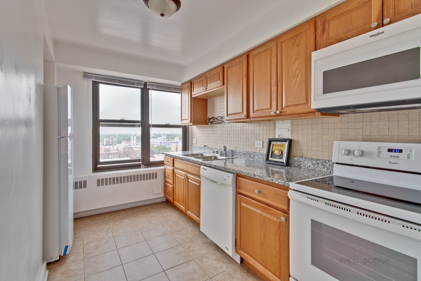 6118 North Sheridan Road, Unit 1008 Chicago, IL 60660 - Photo 4 of 10