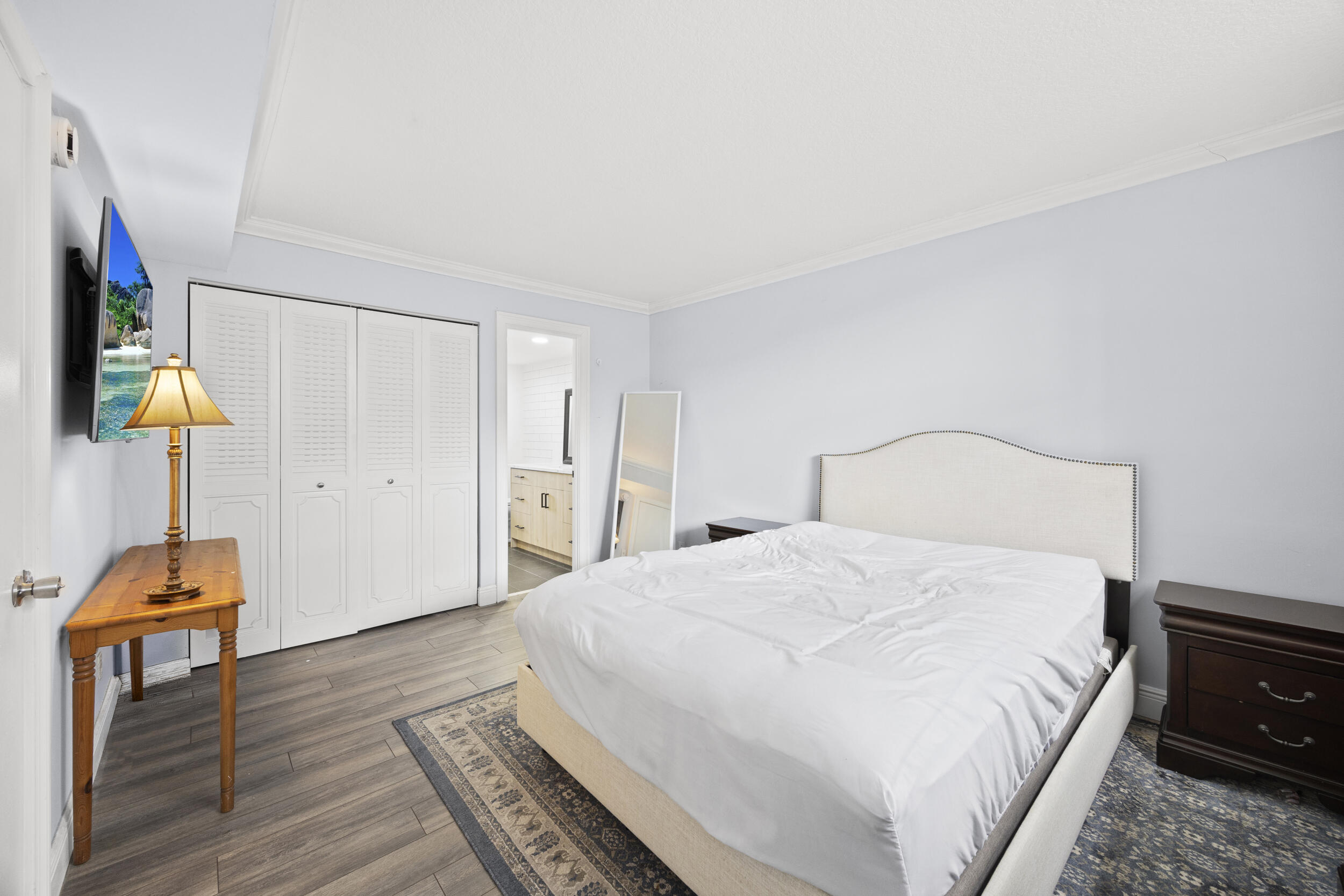 5301 Northwest 2nd Avenue, Unit 1010 Boca Raton, FL 33487 - Photo 23 of 35 Guest Bedroom