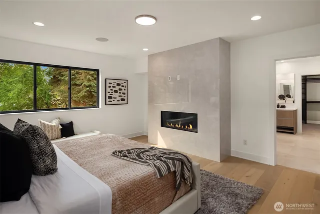 $4,785,000 | 10411 Northeast 28th Place, Bellevue, WA 98004