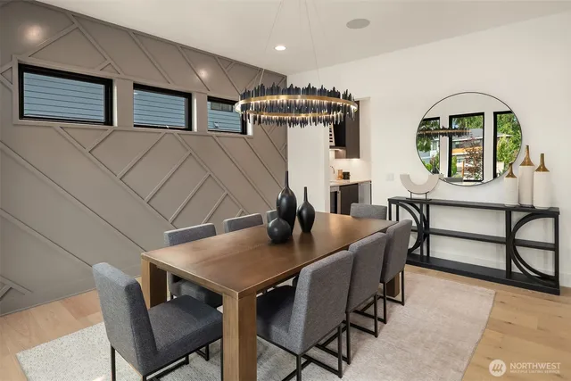 $4,785,000 | 10411 Northeast 28th Place, Bellevue, WA 98004