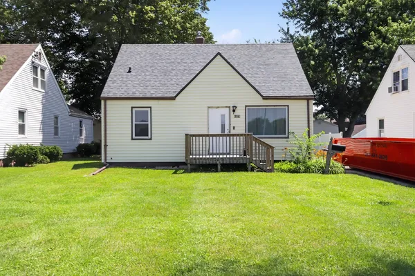$137,000 | 916 North Sangamon Avenue, Gibson City, IL 60936