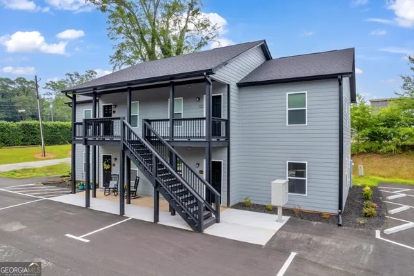 $1,350 | 339 A Gainesville Street, Carnesville, GA 30521