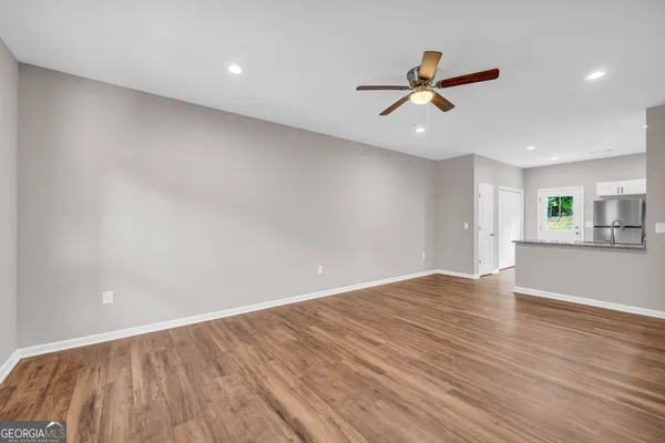 $1,350 | 339 A Gainesville Street, Carnesville, GA 30521