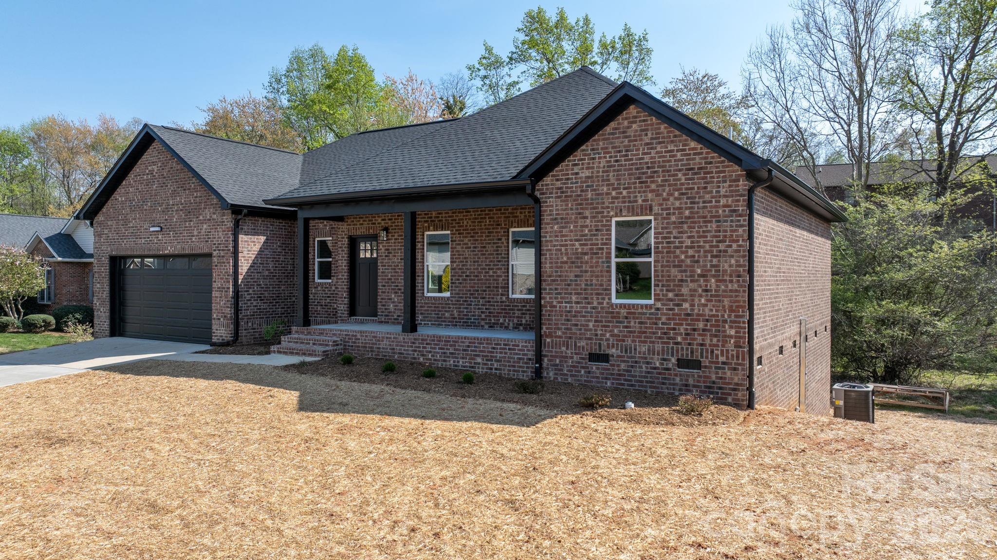 906 4th Street Northeast Conover, NC 28613 - Photo 20 of 48