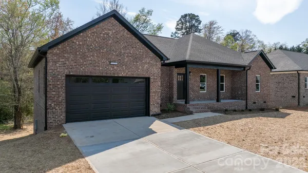$450,000 | 906 4th Street Northeast, Conover, NC 28613