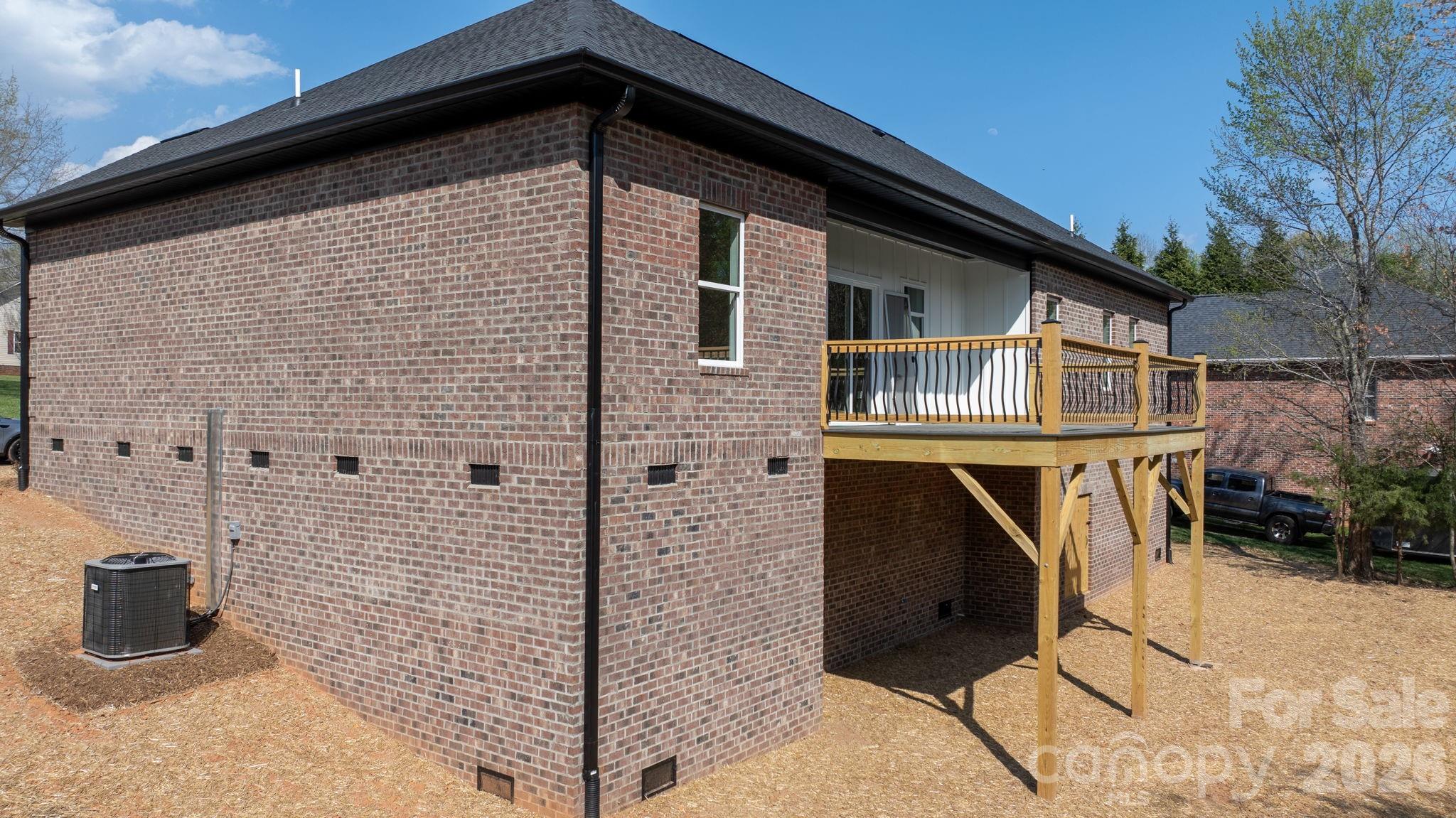 906 4th Street Northeast Conover, NC 28613 - Photo 33 of 48