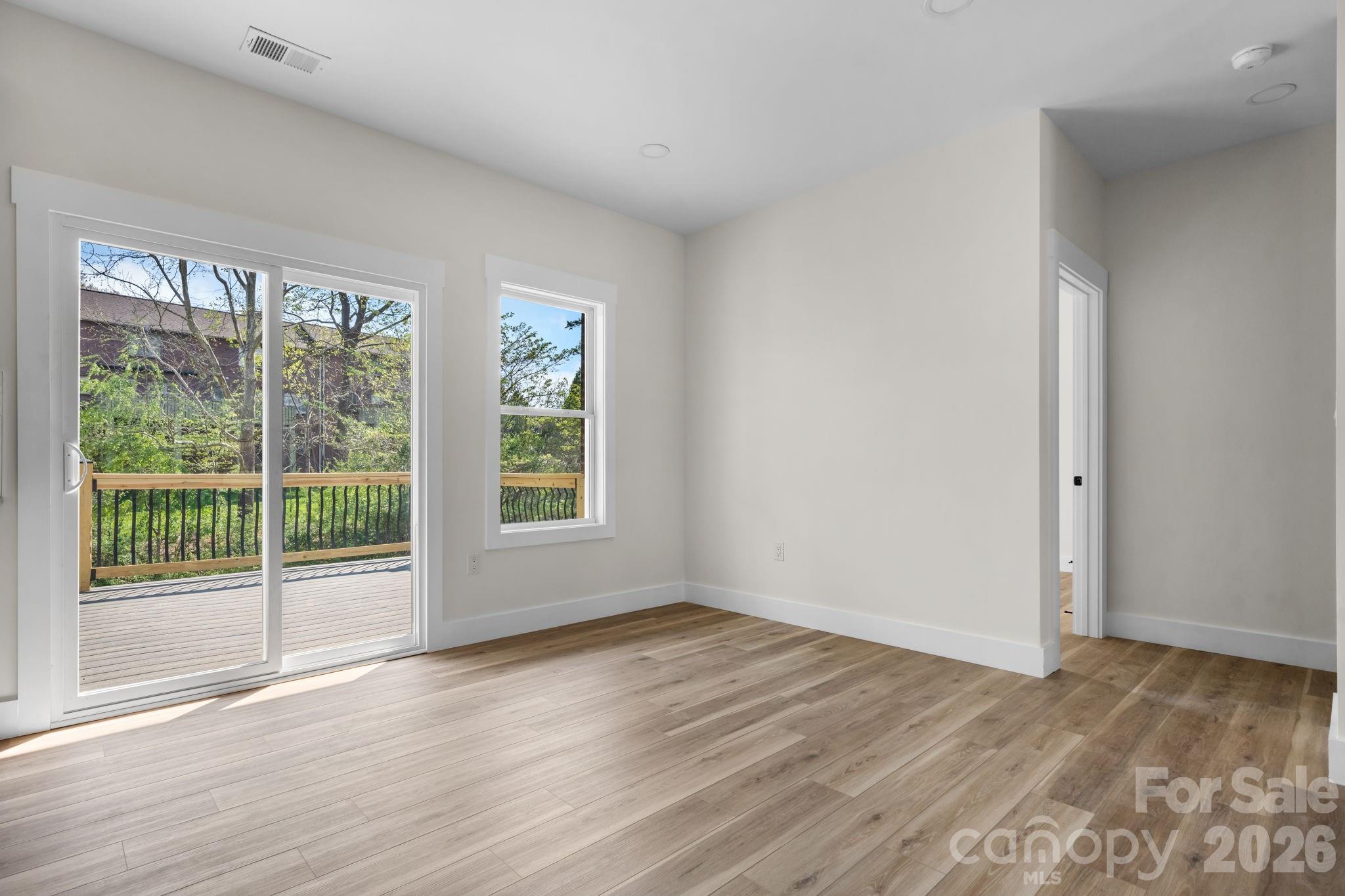 906 4th Street Northeast Conover, NC 28613 - Photo 8 of 48